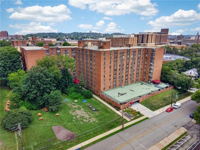 /international/us/5-bayard-road-shadyside-pa-110109735795/