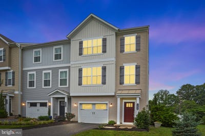 /international/us/1432-teagan-drive-fredericksburg-va-110100525621/