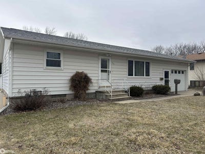 /international/us/205-nw-12th-street-pocahontas-ia-110106701495/