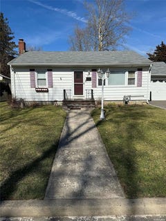 /international/us/glen-cove-ny-110096106550/