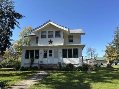 /international/us/410-broadway-st-linn-grove-ia-110120486212/