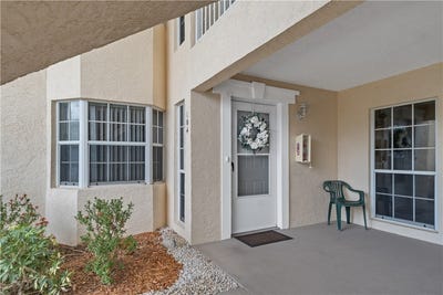 /international/us/740-lake-orchid-circle-vero-beach-fl-110108441849/
