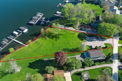 /international/us/413-strauss-unit-5-avenue-green-lake-wi-110103719071/