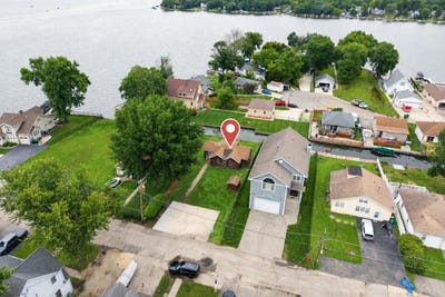 /international/us/27-atwater-parkway-fox-lake-il-110109166287/
