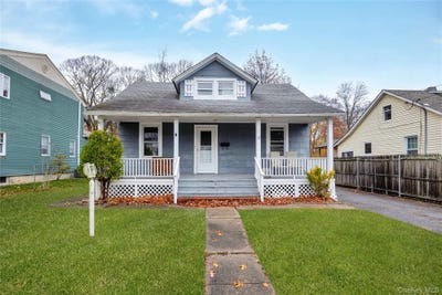/international/us/35-andrew-avenue-islip-terrace-ny-110104156282/