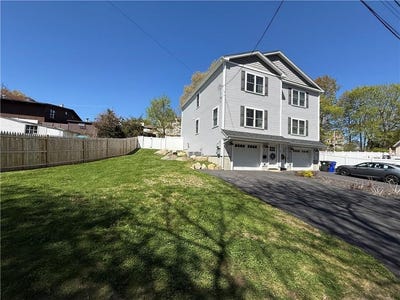 /international/us/55-south-street-west-warwick-ri-110107782902/