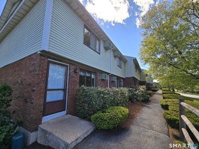 /international/us/1-churchill-way-newington-ct-110107988829/