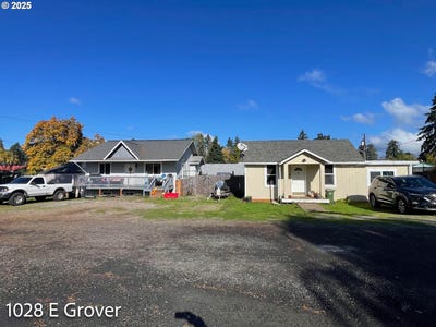 /international/us/1028-e-grover-ave-cottagegrove-or-110103319639/