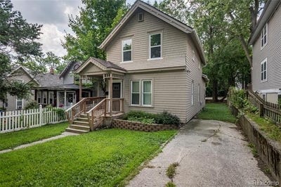 /international/us/711-n-congress-street-ypsilanti-mi-110101475852/?lang=it