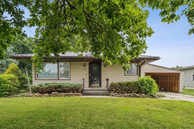 /international/us/208-ne-4th-avenue-waukon-ia-110100893108/