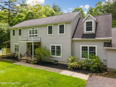 /international/us/76-barney-road-greenfield-ny-110100029721/