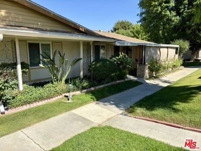 /international/us/26833-avenue-of-the-oaks-newhall-ca-110108572677/