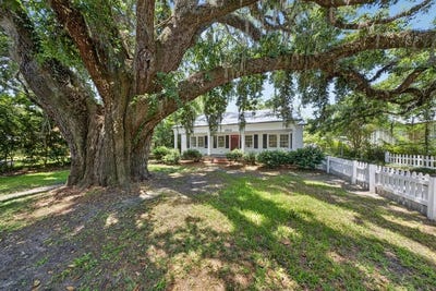 /international/us/1512-williams-st-valdosta-ga-110108712047/