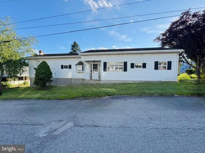 /international/us/251-n-columbia-street-tamaqua-pa-110108966422/
