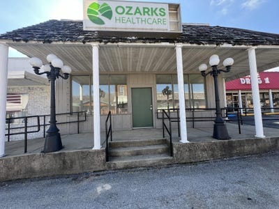 /international/us/260-main-street-mammoth-spring-ar-110107981094/