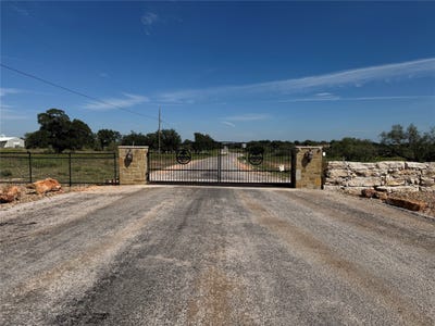 /international/us/buck-run-lot-34-san-saba-tx-110102590907/