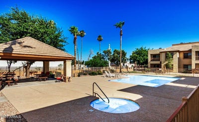 /international/us/6770-n-47th-avenue-glendale-az-110100682889/