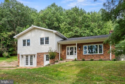 /international/us/16148-runions-creek-road-timberville-va-110109792414/