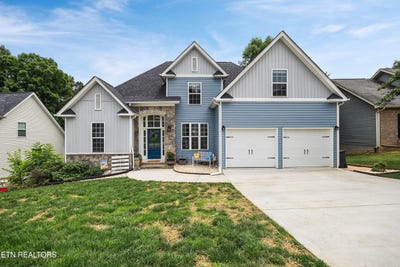 /international/us/1084-hillside-lane-lenoir-city-tn-110108442010/