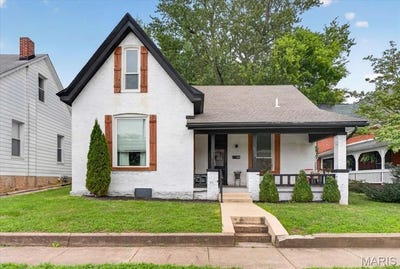 /international/us/614-s-high-street-belleville-al-110120411948/