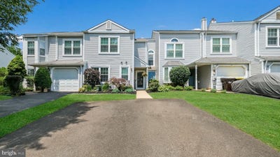 /international/us/56-skyview-way-newtown-pa-110101136070/