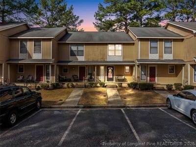 /international/us/1207-huntsman-court-fayetteville-nc-110107895055/
