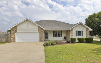 /international/us/1431-isdell-street-bolivar-mo-110098760691/