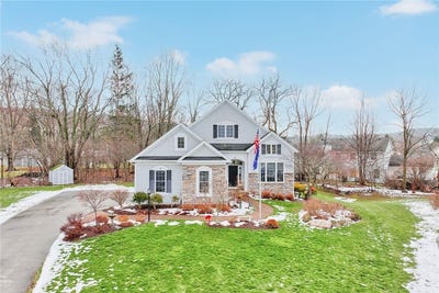 /international/us/11-canton-meadow-fairport-ny-110106259224/