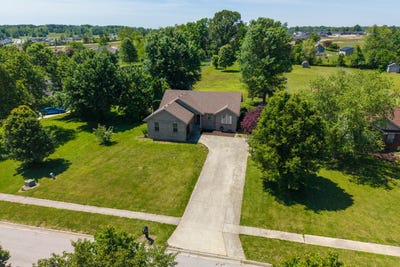 /international/us/131-shady-oaks-drive-richmond-ky-110108023698/