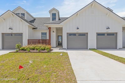 /international/us/107-maplebrook-way-youngsville-la-110120742159/
