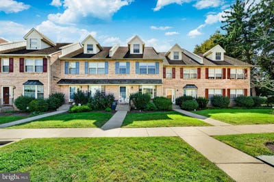 /international/us/104-susan-constant-court-norristown-pa-110110256659/