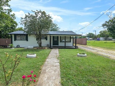 /international/us/402-e-davis-avenue-alvarado-tx-110100501940/