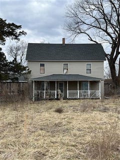 /international/us/847-s-30th-street-mccune-ks-110107436366/