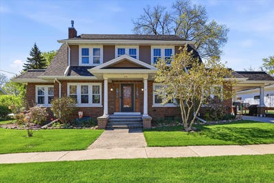 /international/us/215-madison-street-brillion-wi-110108016055/