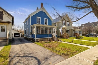 /international/us/25-diamond-street-st-albans-city-vt-110099025902/