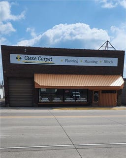 /international/us/38875-forest-boulevard-north-branch-mn-110101541303/