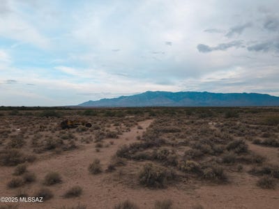 /international/us/tbd-hancock-meadows-way-pima-az-110101101626/