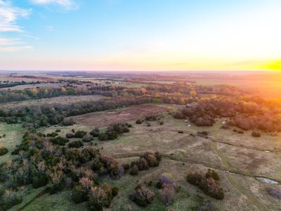 /international/us/1185-road-2-cedar-vale-ks-110107408298/