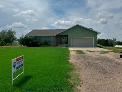 /international/us/10717-overland-trail-dodge-city-ks-110106205579/