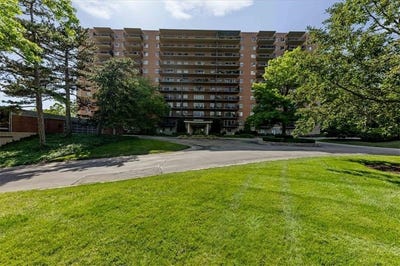 /international/us/4550-warwick-boulevard-kansas-city-mo-110108504829/
