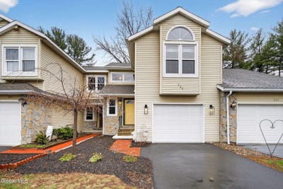 /international/us/525-highwood-circle-albany-ny-110106980780/