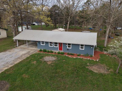 /international/us/8027-illinois-road-houston-mo-110107582925/