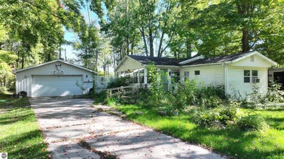 /international/us/7659-windoga-lake-drive-weidman-mi-110110399049/