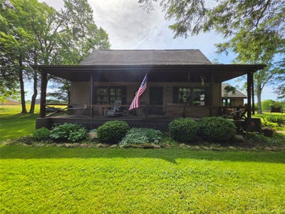 /international/us/27529-jouver-road-cambridge-springs-pa-110108692971/
