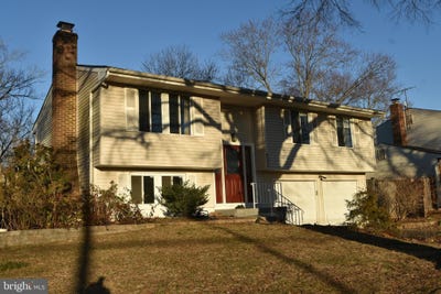 /international/us/9340-burke-road-burke-va-110098881890/