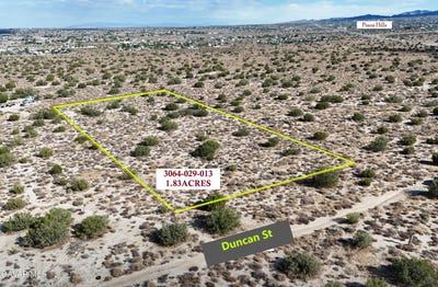 /international/us/duncan-road-llano-ca-110102202140/