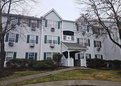 /international/us/107-chatfield-dr-pequannock-twp-nj-110106353014/