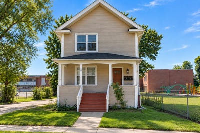 /international/us/525-south-avenue-waukegan-il-110110325261/