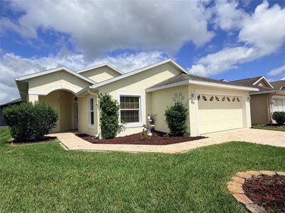 /international/us/228-fleming-lane-davenport-fl-110120465056/