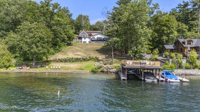 /international/us/55-trinity-rock-road-lake-george-ny-110100751922/